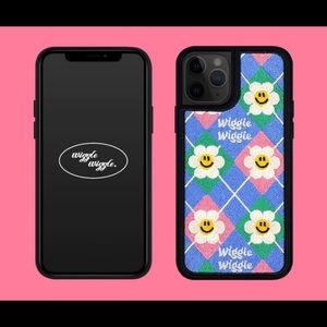 NEW Korean Fashion Brand Wiggle Wiggle Embroidery Argyle iPhone 13 Pro Max Case